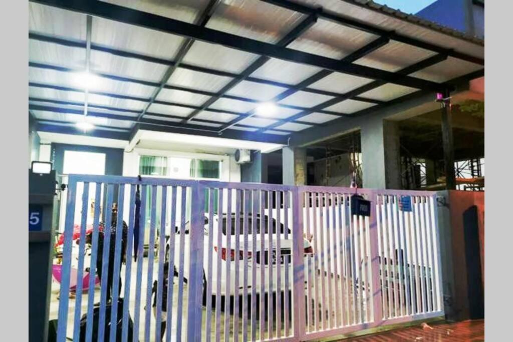 Rumah percutian Bintang Maya Cozy And Comfortable